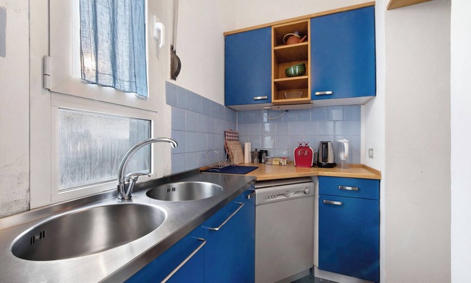 Loreto Apartment | Apartment 'Comfy and Quiet, Great Location' with Balcony, Wi-Fi and Air Conditioning