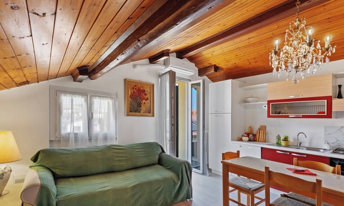 Arona Apartment | Apartment 'Comodo, Pratico E Tranquillo' with Mountain View, Wi-Fi and Air Conditioning