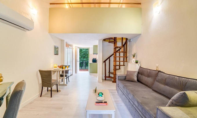 Limni House | Apartment 'Corfu Club Maisonette 2' with Shared Pool, Wi-Fi and Air Conditioning
