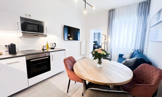 Stadtmitte Apartment | Ideal Family Stay at Apartment Düsseldorf City - 9.5/10 Rated
