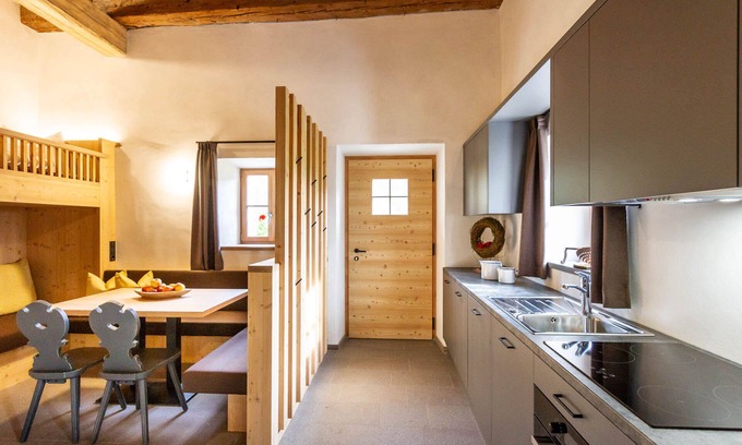 Fie allo Sciliar Apartment | Scenic Apartment "Daimlhof Ferienwohnung" with Mountain Views