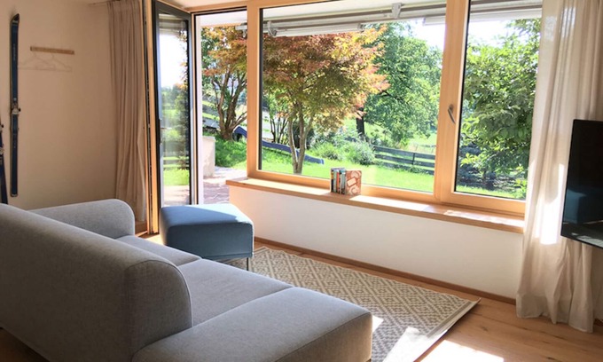 Murnau am Staffelsee Apartment | Premier Apartment SOUTHWARD with Pool and Ocean Views