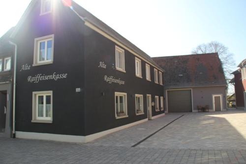 Gebsattel Apartment | Family-Friendly Stay at Alte Raiffeisenkasse Rothenburg