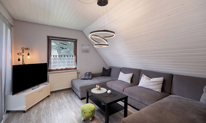 Wremen Apartment | Apartment 'Ruhig Gelegene Wohnung In Deichnähe' with Shared Terrace