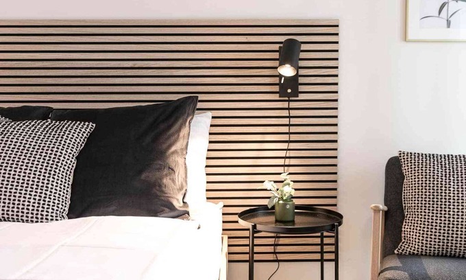 St. Gallen Apartment | Apartment deluxe orange with shower and kitchen