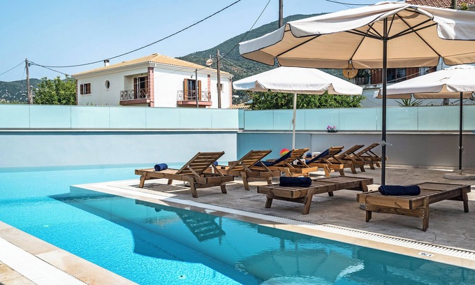 Nidri Apartment | Deluxe Apartment with Ocean View, Pool & Free Wi-Fi
