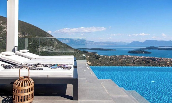 Nidri Apartment | Desun Suites Golden: Sea View, Pool & Wi-Fi Getaway