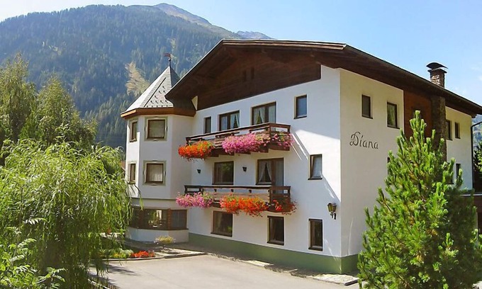 Pettneu am Arlberg Apartment | Experience Apartment Diana: Lake View & Spa Retreat Awaits