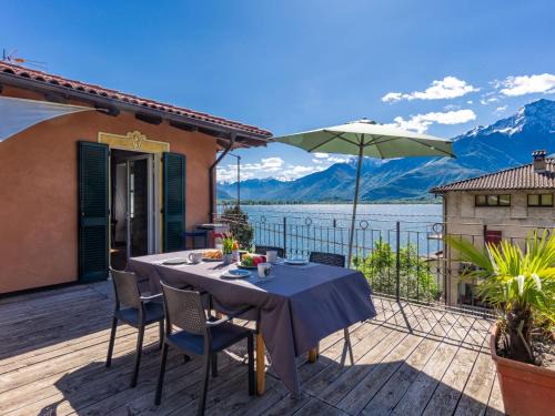Gera Lario Apartment | Oceanfront Apartment Diamante with Child-Friendly Amenities