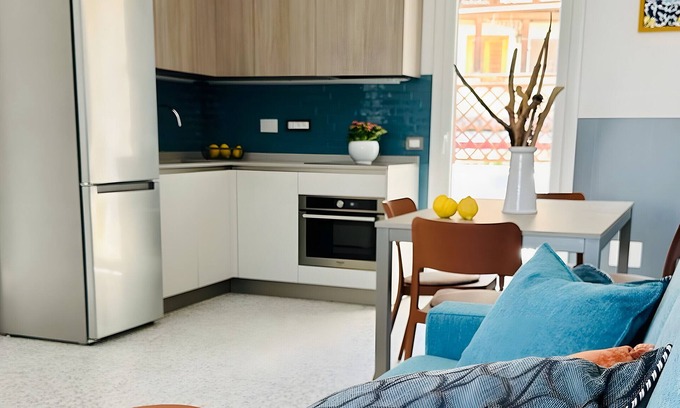 Santa Marinella Apartment | Apartment 'Dimora Azzurra' with Private Garden, Balcony and Air Conditioning
