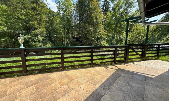 Gruenau im Almtal House | Apartment - directly on the river, balcony, rustic, idyllic, 5 min from the wildlife park