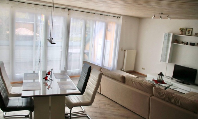 Hilzingen Apartment | Experience Comfort at Apartment Drei Ländereck - Rated 9.8