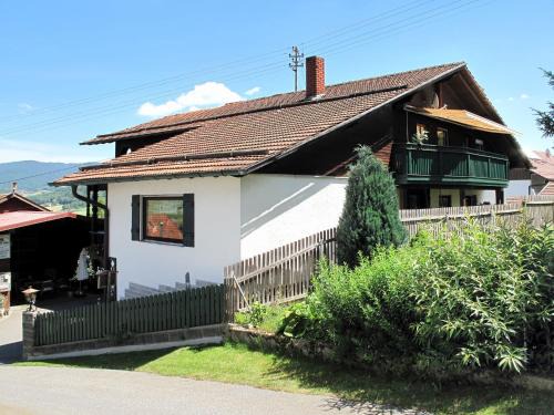 Arrach Apartment | Pet-Friendly Apartment Drexler: Family Comfort Awaits