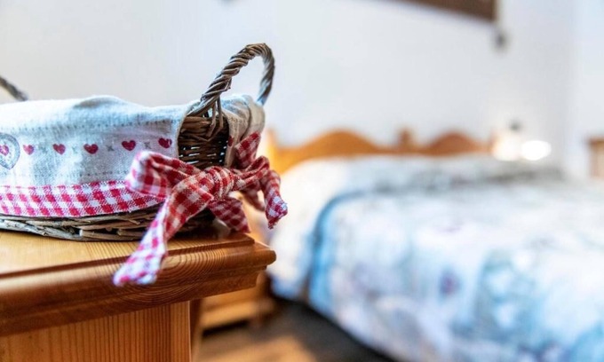 Pera Apartment | Comfortable Apartment for 2-4 in Val di Fassa Center