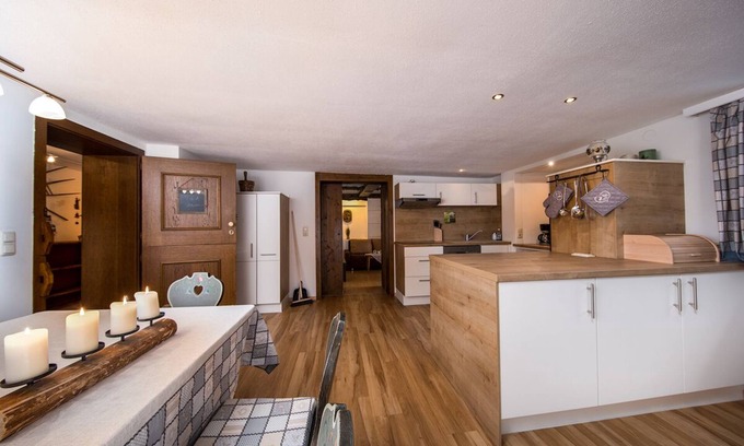 Nesselwaengle House | Spacious Apartment Edelweiß: 3 Bedrooms with Lake View