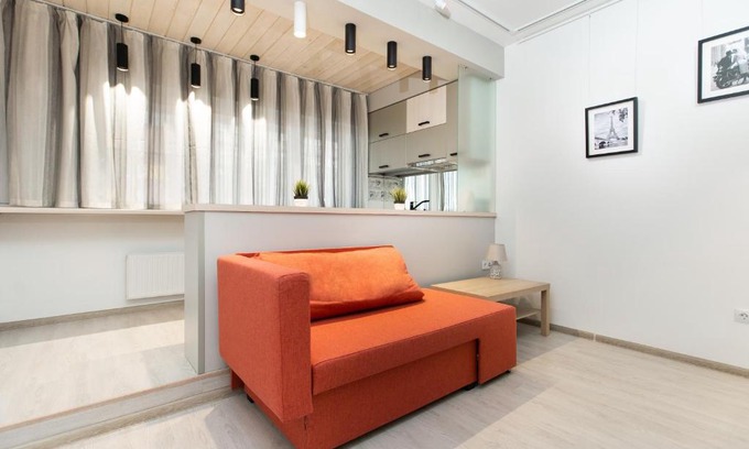 Petrozavodsk Apartment | Top-Rated Apartment El Dorado with Soothing Hot Tub