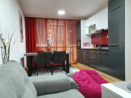 Velika Kladusa Apartment | Apartment Ema with garage