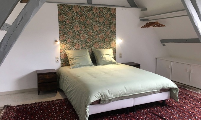 Maisnieres Apartment | Garden View Apartment with Kitchen & Breakfast Included
