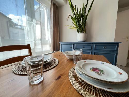 Wendlingen am Neckar Apartment | Family-Friendly Apartment Entenbrücke with Great Reviews