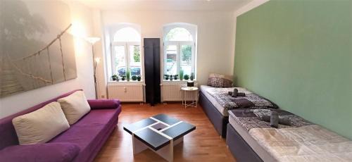 Halberstadt Apartment | Family-Friendly Apartment for 7 with Inviting Balcony