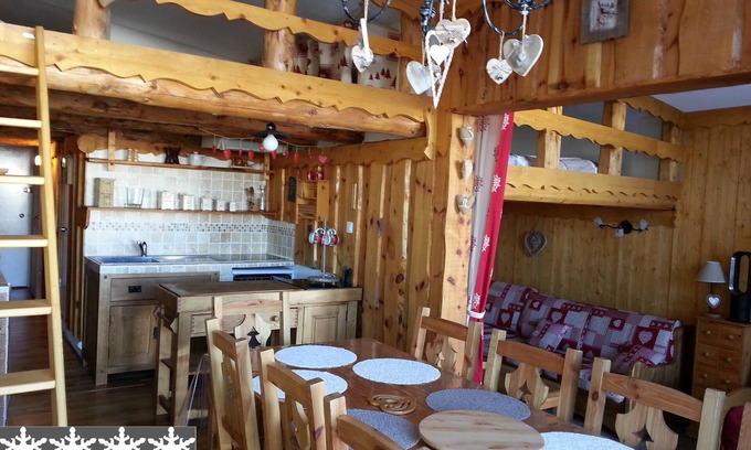 Arc-2000 Apartment | Elegant Flat in LES ARCS 2000 with Spa & Family Amenities