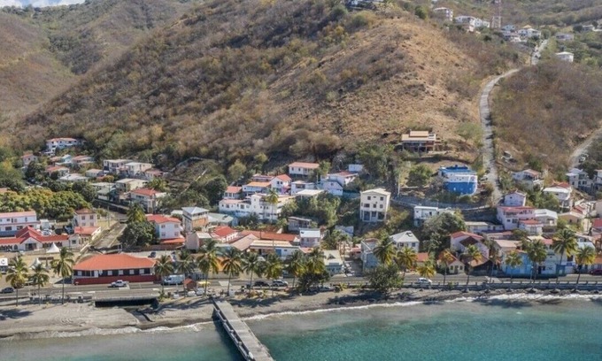 Bellefontaine Apartment | Caribbean Sea View Apartment with Pool and Breakfast