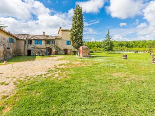 Monteriggioni Apartment | Family-Friendly Apartment Fattoria Petraglia - Di Mezzo