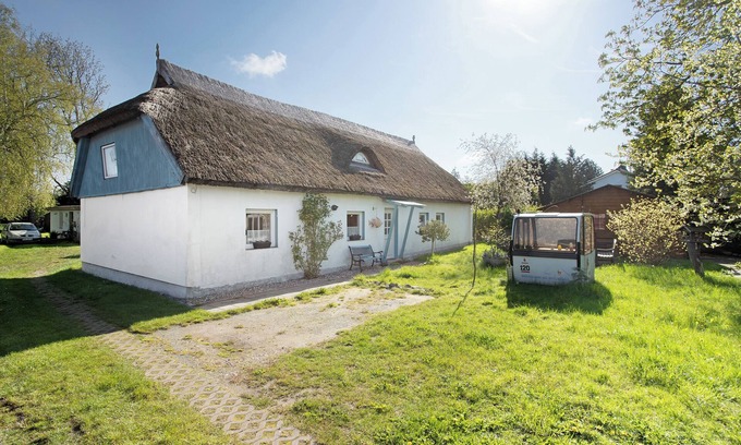 Trent Apartment | Premier Apartment 'Ferienhaus Struve' with Private Garden