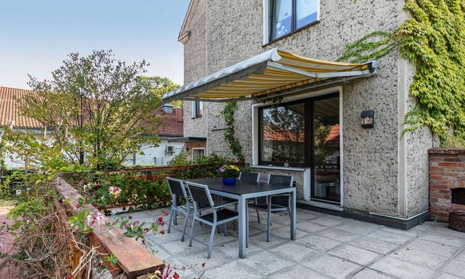 Strausberg Apartment | Relaxing Apartment 'Ferienwohnung Am Straussee' with Terrace