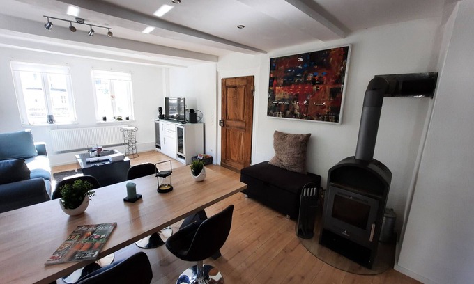 Eslohe Apartment | Apartment 'Ferienwohnung' with Private Terrace, Private Garden and Wi-Fi