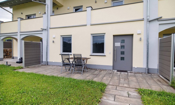 Goppertsweiler Apartment | Apartment 'Fewo Gänseblümle' with Mountain View, Shared Pool and Wi-Fi