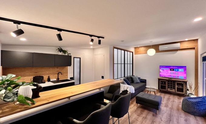 Bad Lausick Apartment | Relaxing Apartment 'Fewo Im Taubenhaus' with Private Terrace