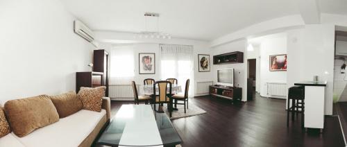Kocani Apartment | Discover Apartment Fila: 4-Star Stay with Family Amenities