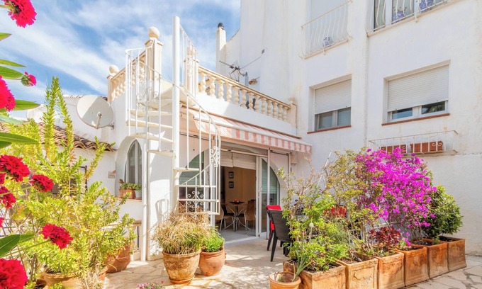 Paichi Apartment | Apartment 'Finca 9' with Shared Pool, Wi-Fi and Air Conditioning