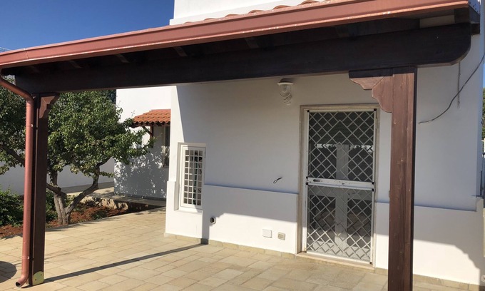 Posto Rosso Villa | Cozy Apartment with Ocean View in Alliste, Pet Friendly