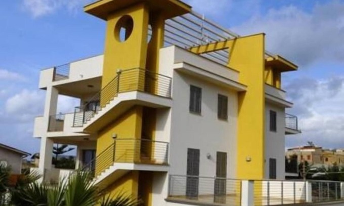 Balestrate Apartment | Oceanfront Apartment in Balestrate - Guest Rated 9.8/10