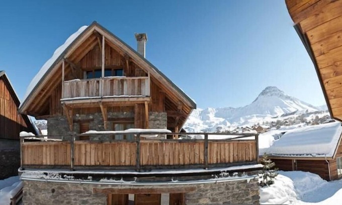 Albiez-le-Vieux Ski Chalet | Spacious 4-Room Apartment - Ideal for Families & Groups