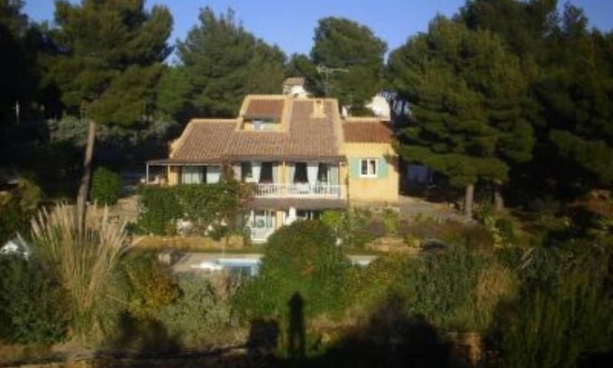 La Ciotat Apartment | Stunning Oceanfront Apartment in La Ciotat - 10/10 Rated