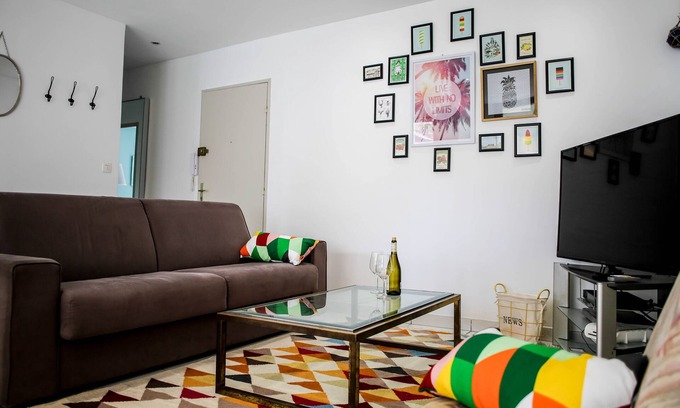 Biarritz City Centre Apartment | Designer Apartment in Biarritz, Steps from the Beach