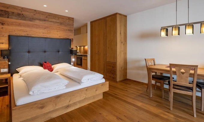Warth Apartment | Apartment Flora - AlpHus Appartements