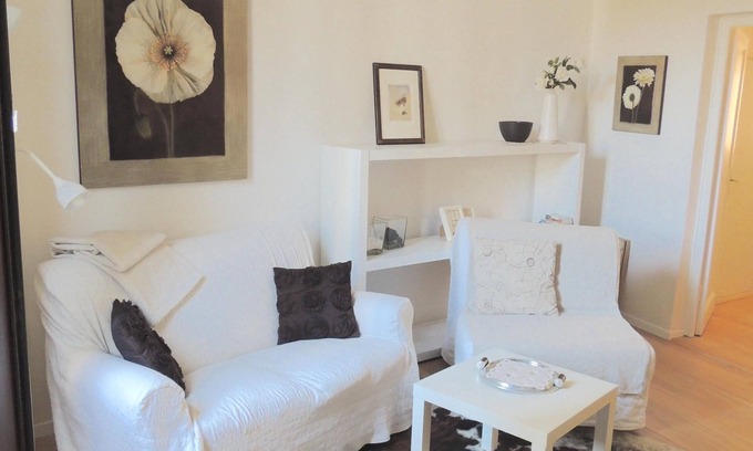 Sant' Ambrogio Apartment | Historic Center Escape by Duomo with Wifi & Aperitif Included