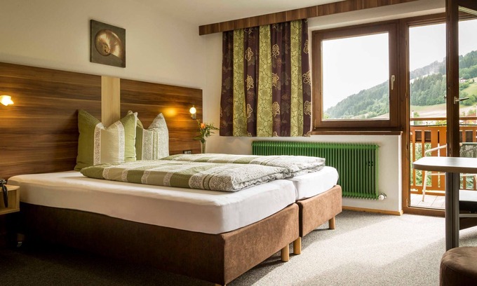 Tulfes Apartment | Cozy B & B Appartements GLUNGEZER in Tulfes, Innsbruck