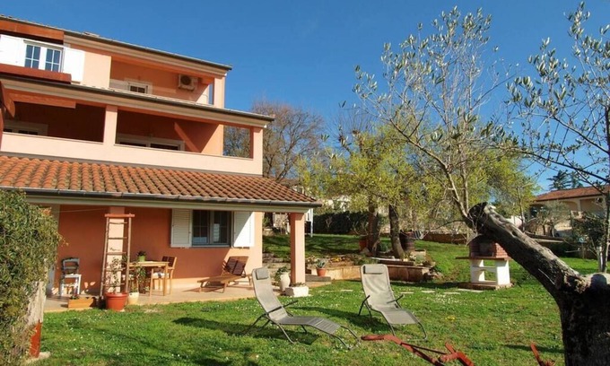 Bale Apartment | Cozy Apartment for 2 with Garden & Oceanfront Views
