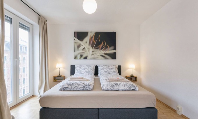 Leipziger Vorstadt Apartment | Inviting Apartment for 4 Guests in Dresden, Rated 10/10