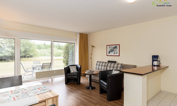 Buschvitz Apartment | Inviting Apartment for 4 in Bergen with Family Amenities
