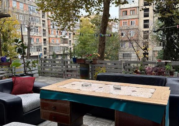 Saburtalo Apartment | Comfortable Apartment in Tbilisi's Family-Friendly Saburtalo
