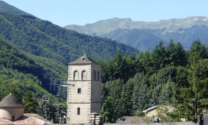 Fanano Apartment | Cozy Apartment in Cimone: Pool, Breakfast & Great Reviews