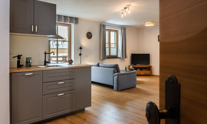 Oberammergau Apartment | Top-Rated Apartment Frühmessgras with Hot Tub & Spa Access