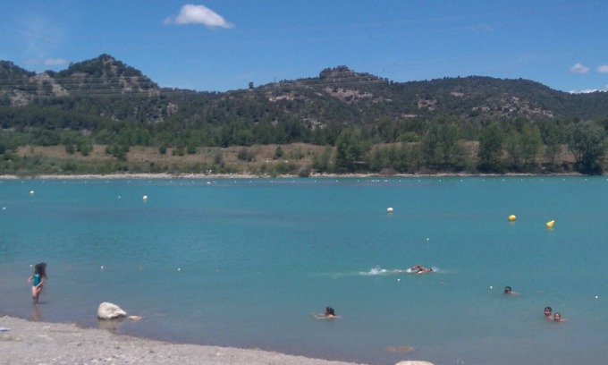 Peyrolles-en-Provence Apartment | Cozy Apartment 'Les Collins Du Sud 2' with Mountain View