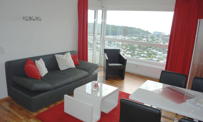 Sahlenburg Apartment | Oceanfront Apartment Frische Brise with Breakfast Included